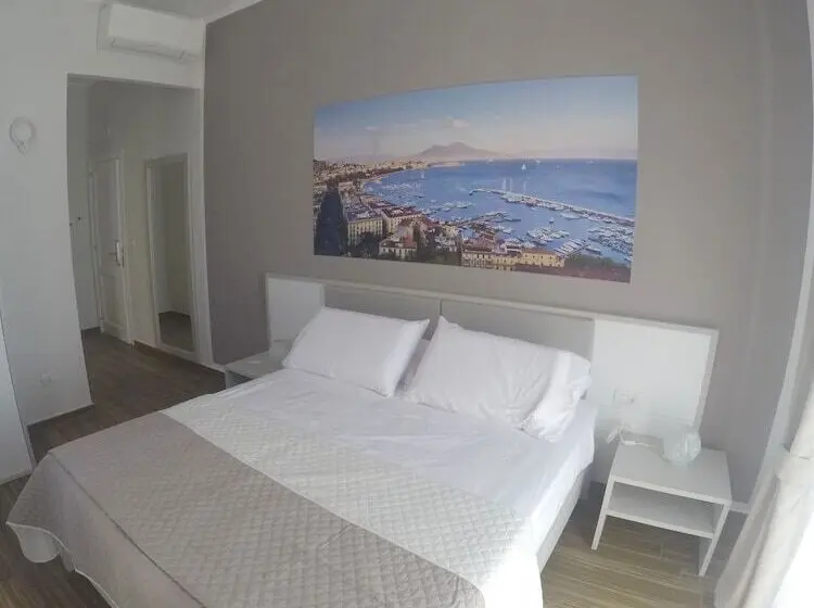 اتاق استاندارد, Rooms Stazione Centrale