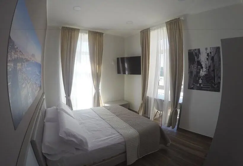 اتاق استاندارد, Rooms Stazione Centrale