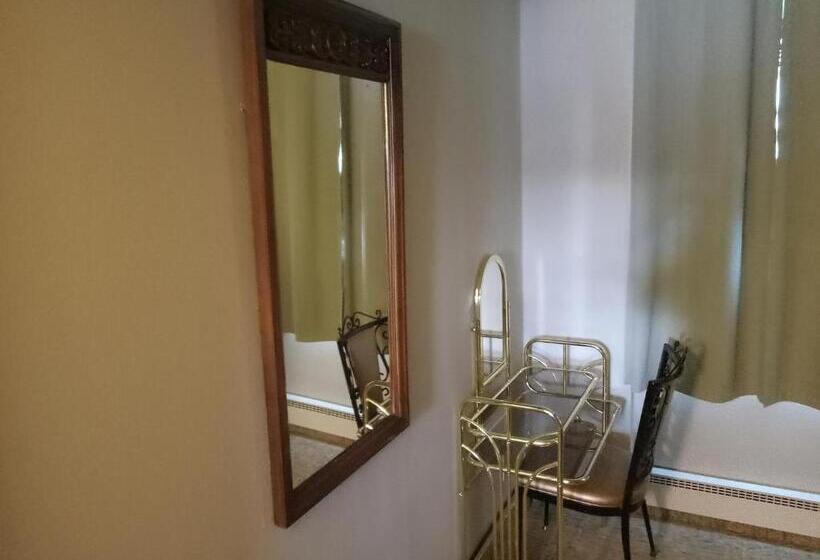 디럭스 룸, Siesta Motel