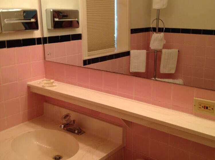 스탠다드 트리플 룸, Siesta Motel