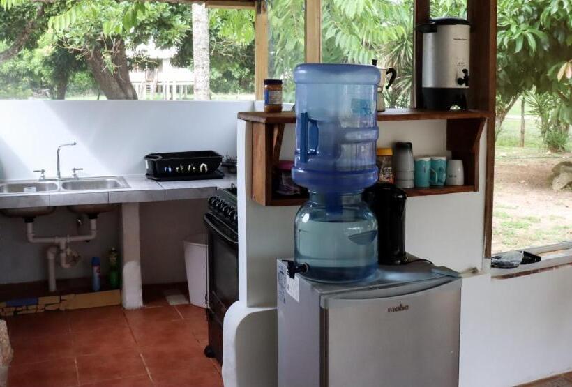 اتاق استاندارد اینتریور, Horse Cottage