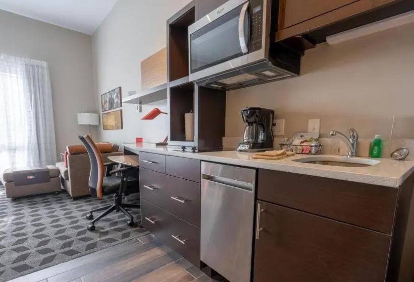 キングサイズベッドのスイートルーム, Towneplace Suites By Marriott Clinton