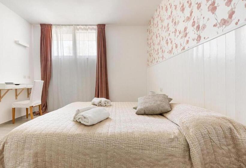 חדר סטנדרט לשלושה, Il Tulipano Verde B&b