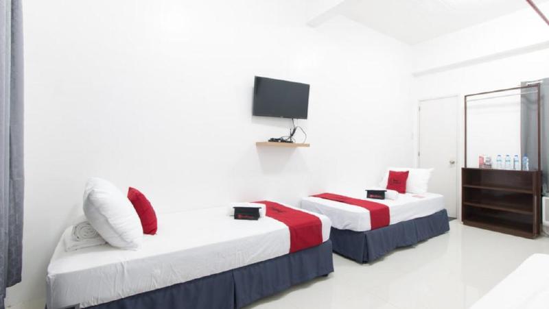 اتاق استاندارد چهار تخته, Reddoorz Near Liceo De Cagayan University Highschool