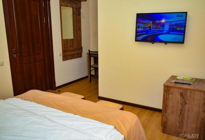 חדר סטנדרט עם מרפסת, Asour