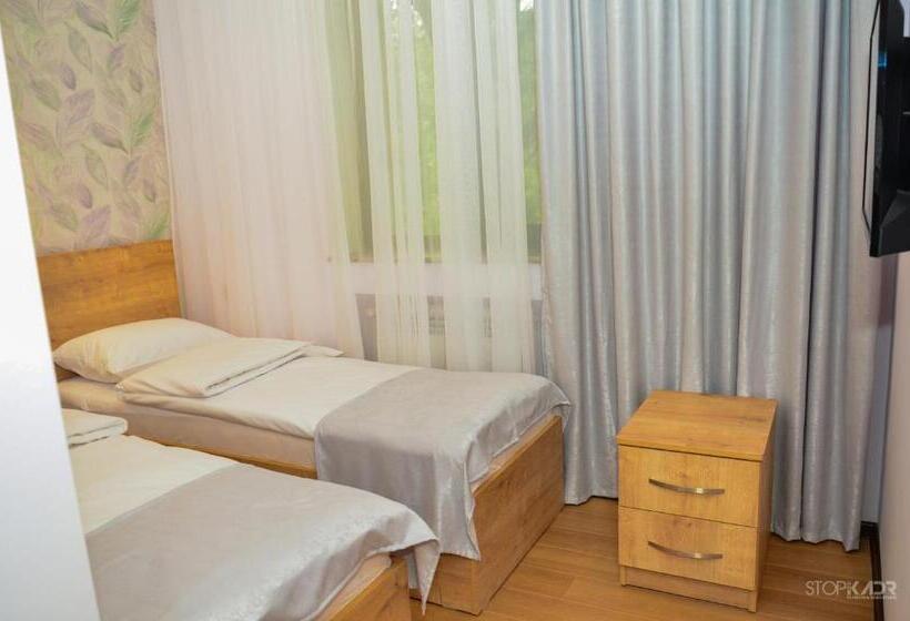 חדר סטנדרט, Asour