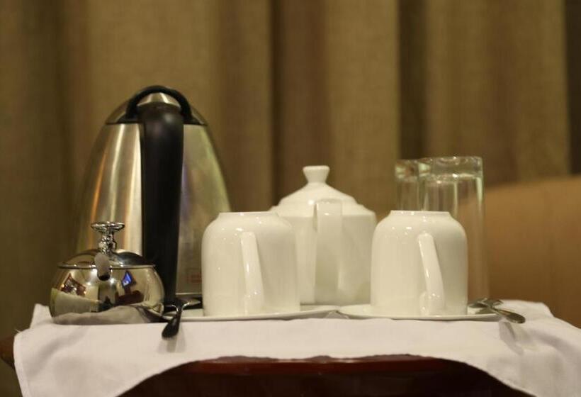 اتاق لوکس, Jaromax Palace