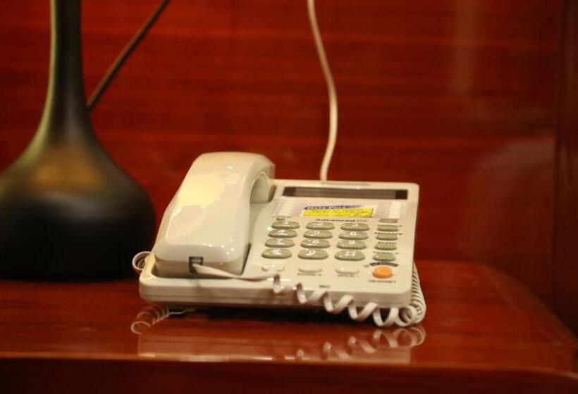 اتاق لوکس, Jaromax Palace