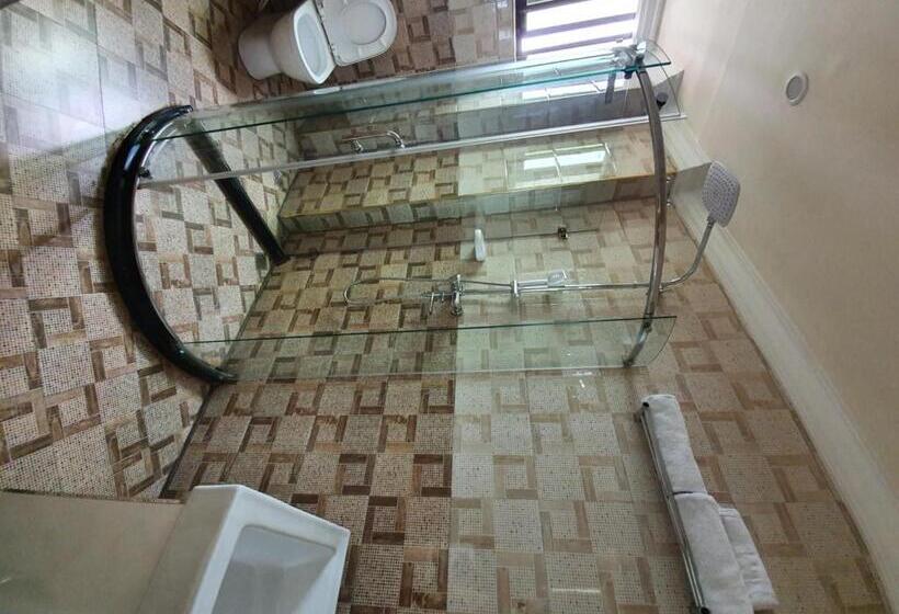 اتاق لوکس, Jaromax Palace