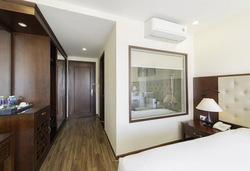 اتاق لوکس با چشمانداز شهر, Florida