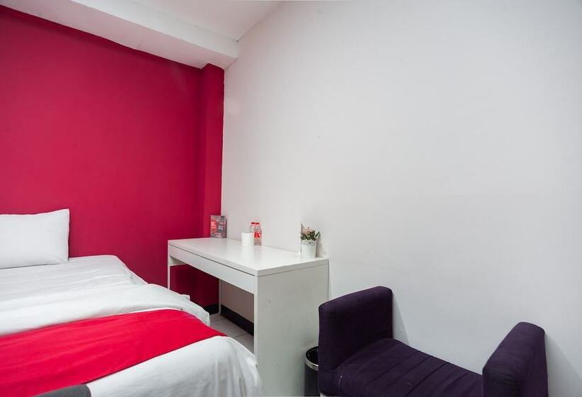 Номер Стандарт, Mega Stay Near Mall Kelapa Gading