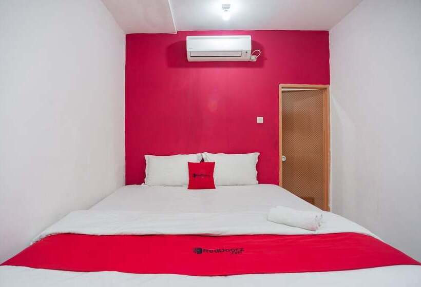 Economy Room, Mega Stay Near Mall Kelapa Gading