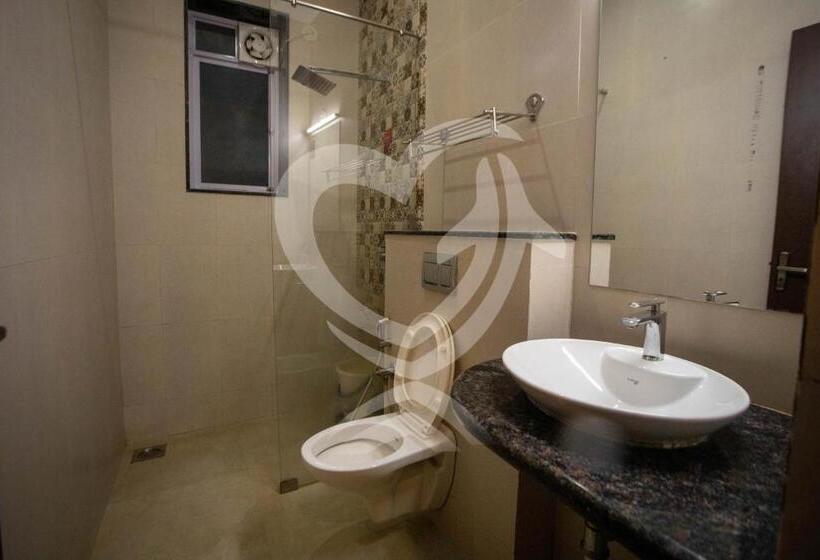 Executive Room, De Alcazar Calangute