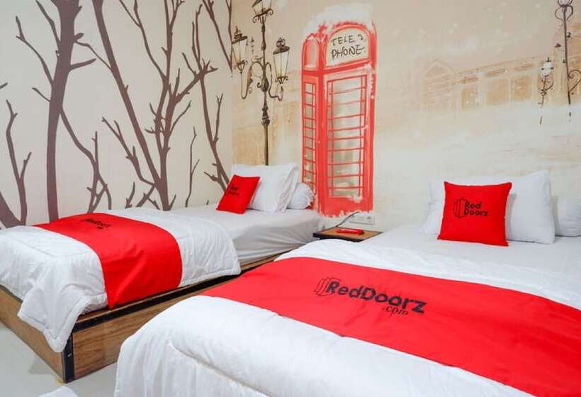 스탠다드 룸, Reddoorz Syariah Near Universitas Negeri Gorontalo 2