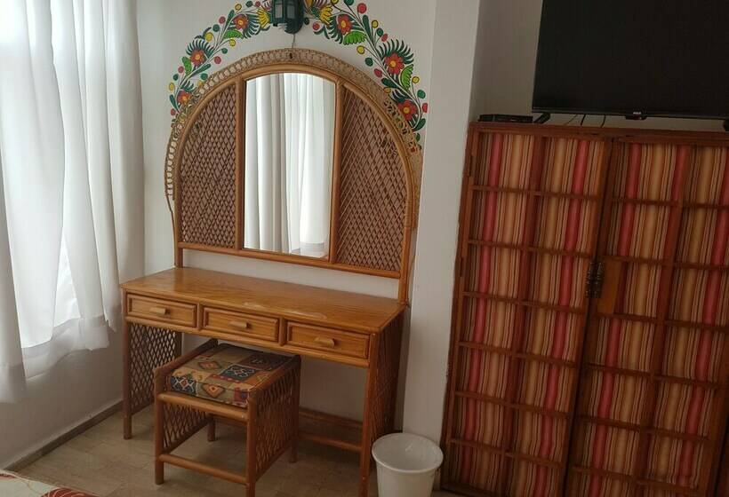 اتاق استاندارد, Villa Lourdes