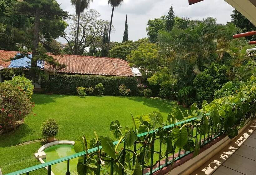 اتاق استاندارد, Villa Lourdes