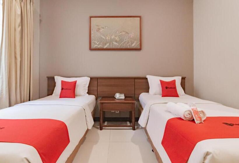 デラックスルーム, Reddoorz Near Simpang Dago 2