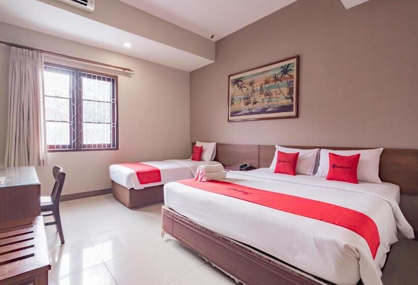 Семейный Номер, Reddoorz Near Simpang Dago 2