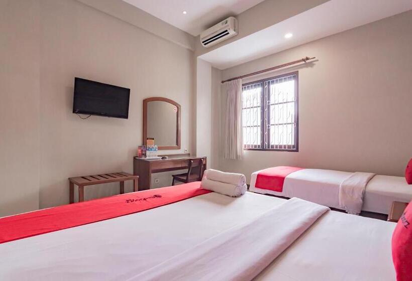 スイート, Reddoorz Near Simpang Dago 2