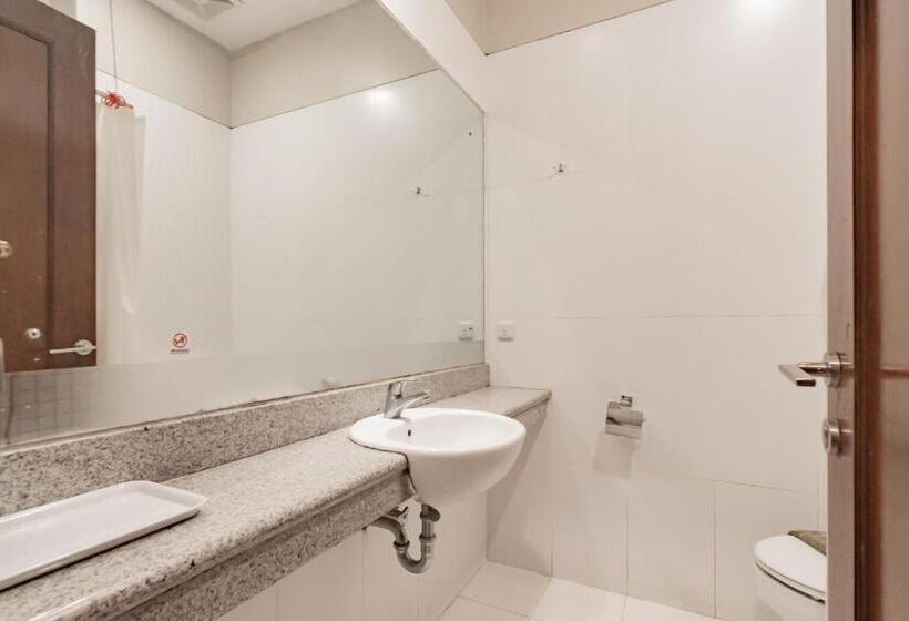 スイート, Reddoorz Near Simpang Dago 2