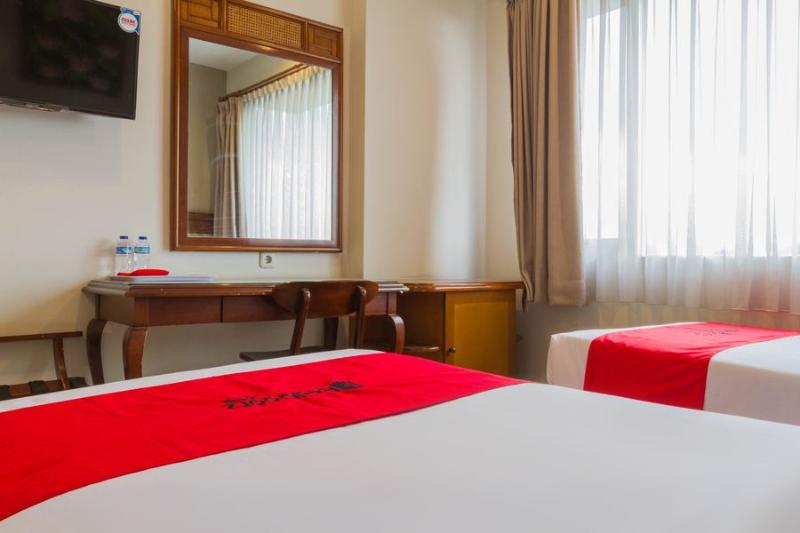 スタンダードルーム, Reddoorz Near Simpang Dago 2