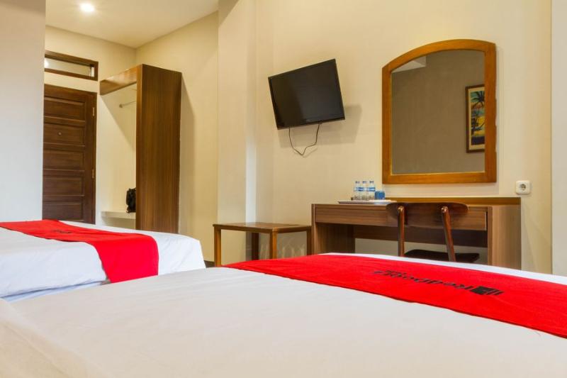 スイート, Reddoorz Near Simpang Dago 2