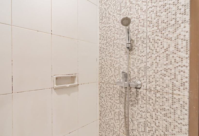 ファミリールーム, Reddoorz Near Simpang Dago 2