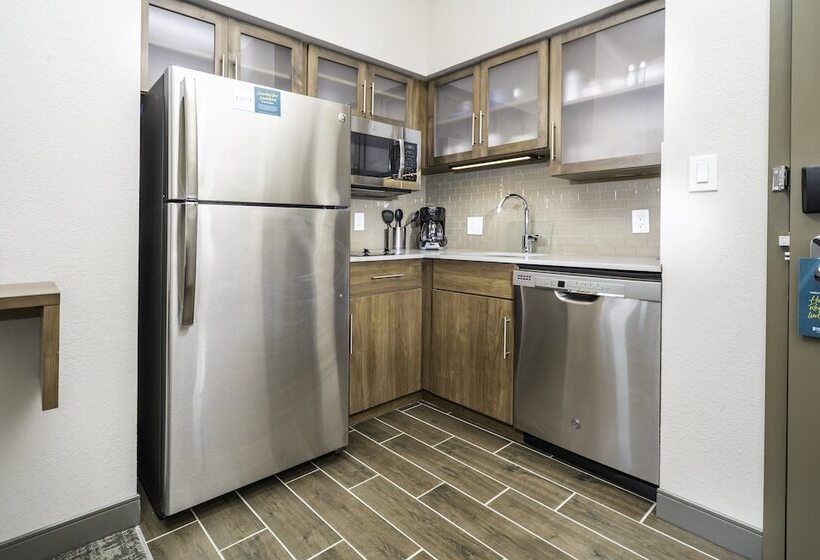 Люкс, Staybridge Suites Florence   Cincinnati South, An Ihg