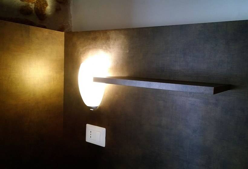 共用房间的床, New Generation Hostel Tirana Center