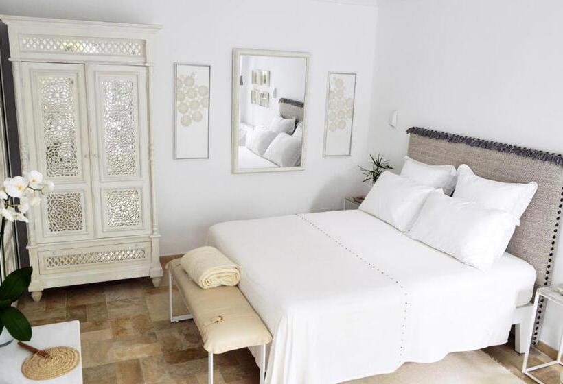 سوییت, Villa Edo