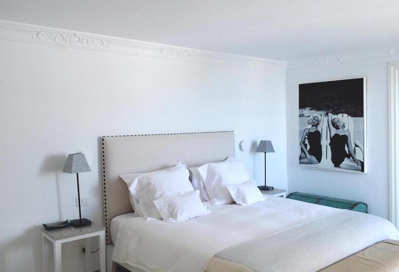 سوییت با چشم‌انداز دریا, Villa Edo