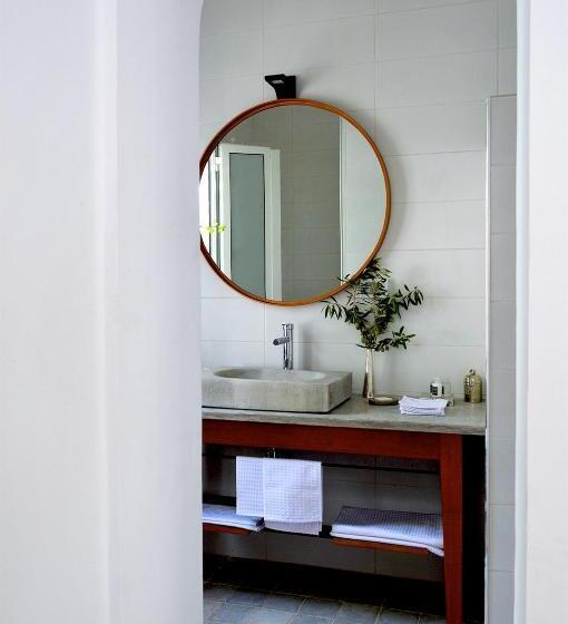 سوییت با چشم‌انداز باغ, Villa Edo