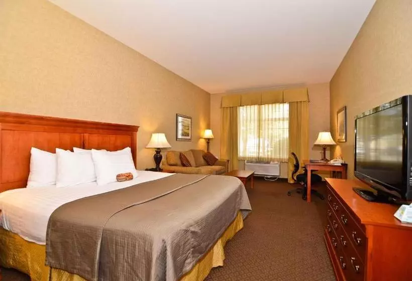 キングサイズベッドのスタンダードルーム, Best Western Plus Kennewick Inn