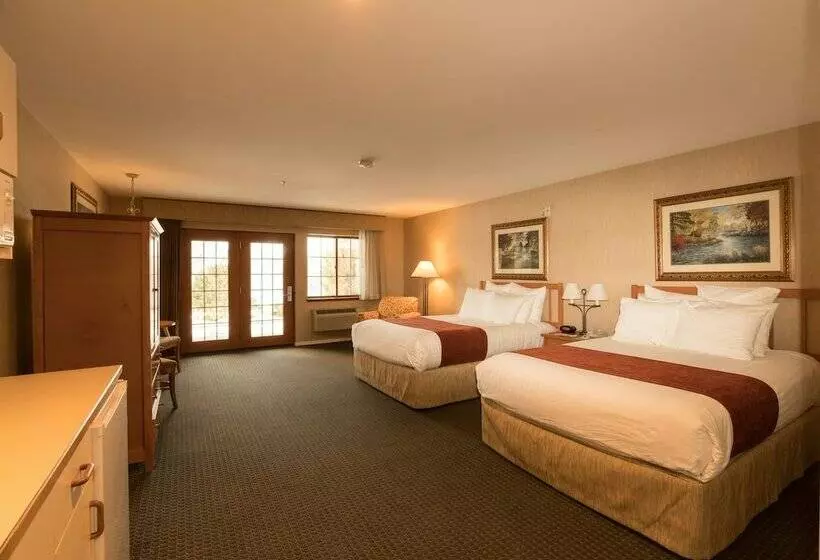 ２ダブルベッドのスタンダードルーム, Lakeside Lodge And Suites