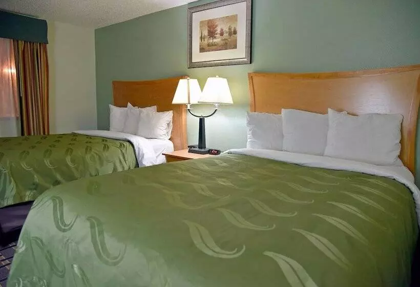 Sviitti, Quality Inn & Suites Near I480 And I29