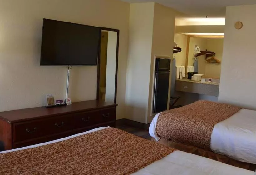 スタンダードルーム, Travelodge By Wyndham Montgomery East
