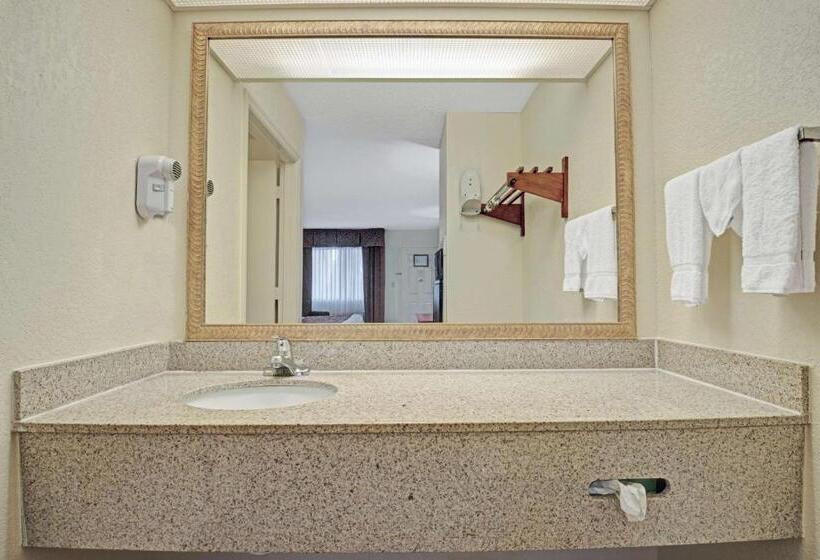 غرفة قياسية, Travelodge By Wyndham Montgomery East