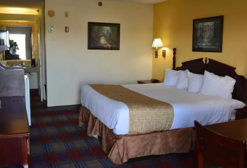 身障者適用キングサイズベッドルーム, Travelodge By Wyndham Montgomery East