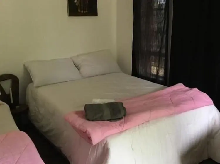 اتاق استاندارد, Nyangombe Backpackers