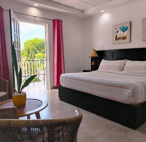 اتاق استاندارد, Coronado Inn