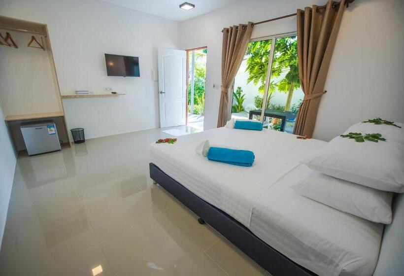 اتاق لوکس سه تخته, Lagoon Villa Thoddoo