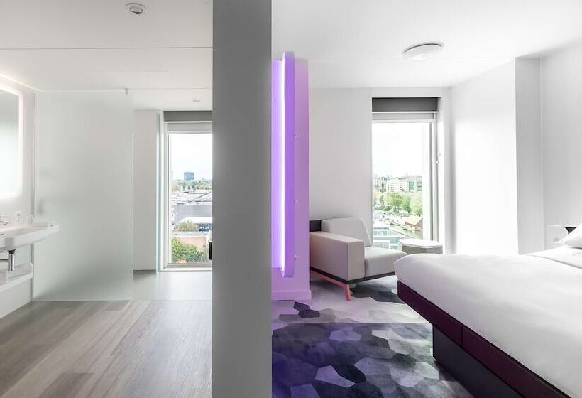 Standard Room, Yotel Amsterdam