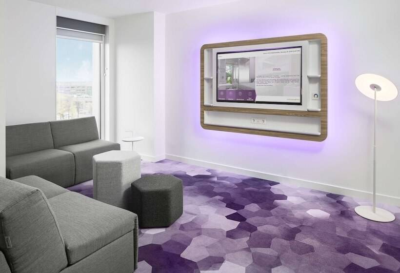 Junior Suite, Yotel Amsterdam