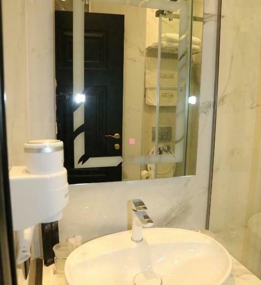 חדר דלוקס עם מרפסת נוף לים, Kloest