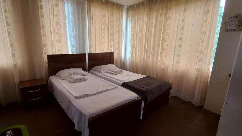 اتاق استاندارد, Guest House Libu Zugdidi