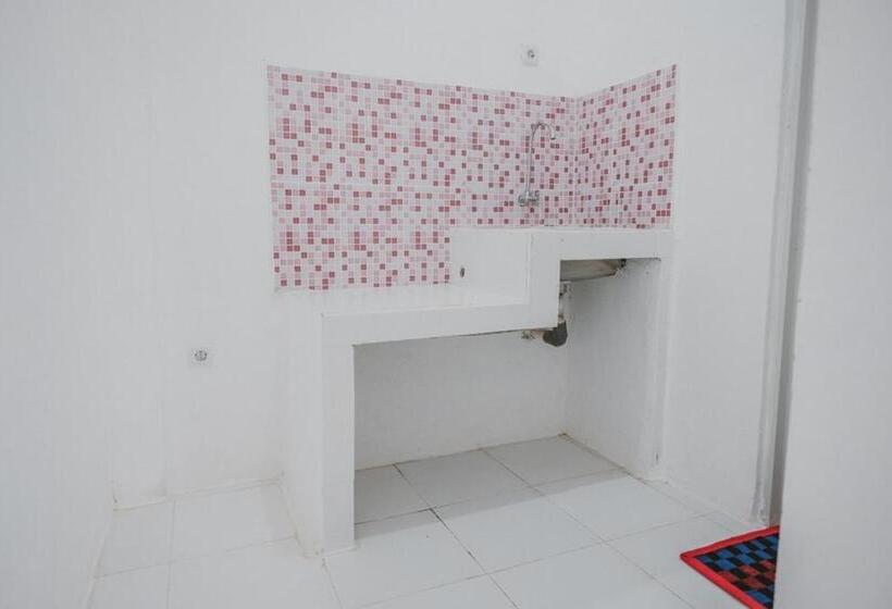 Номер Стандарт, Reddoorz Near Gatot Subroto Lampung 2