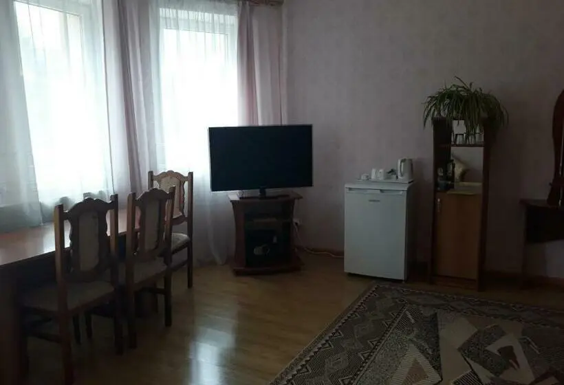 Familienzimmer, Versal