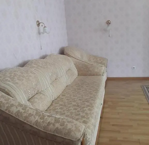 Familienzimmer, Versal