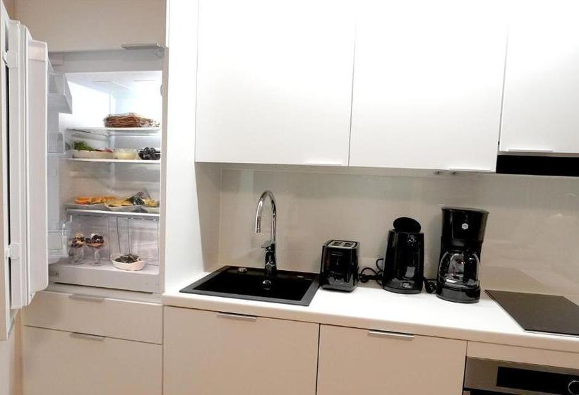 חדר דלוקס, Kide Hotel By Iso Syöte