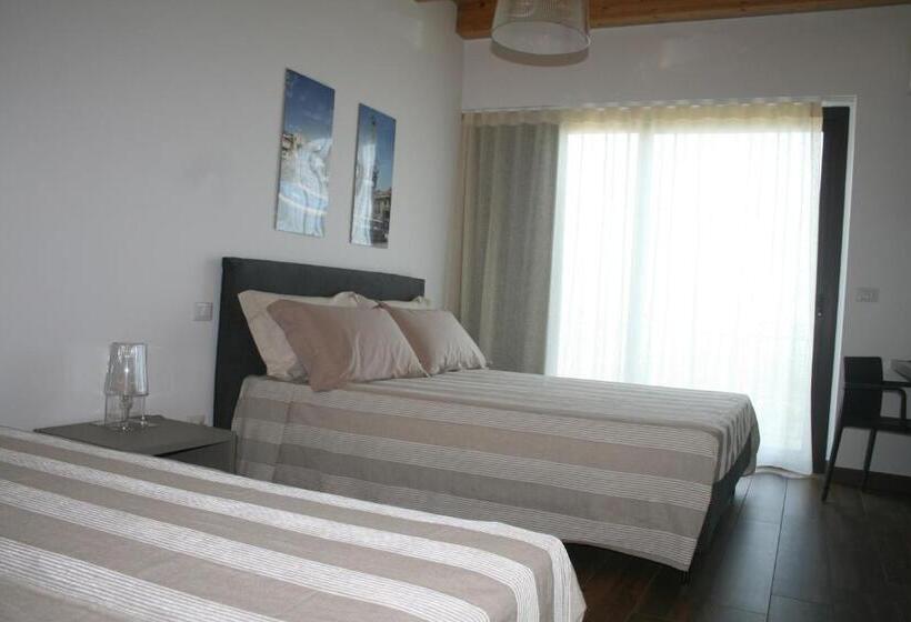 Triple Room Sea View, Sotto L Eremo